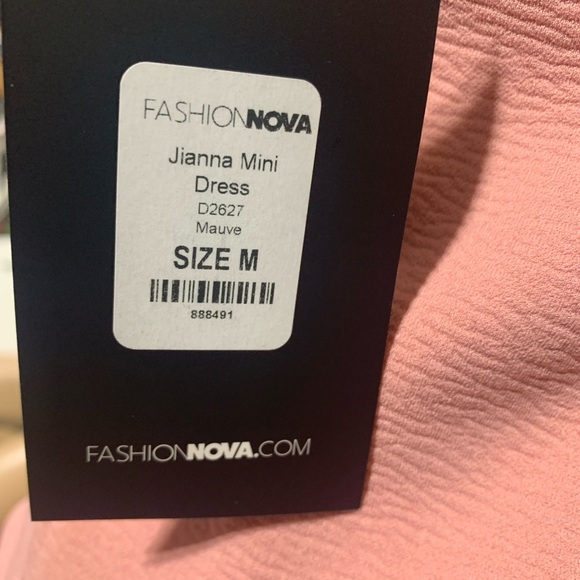 Fashion Nova spaghetti, strap coral stretchy fitted dress - Picture 7 of 10